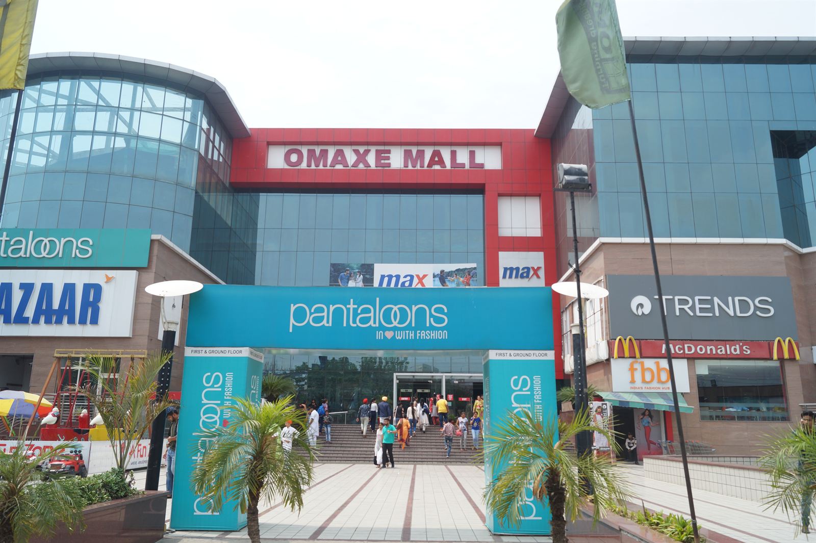 Omaxe Mall Patiala, Patiala — near Hotel Amar